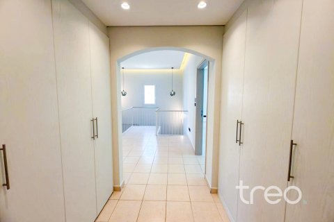 3 غرف نوم فيلا في Meadows, الإمارات العربية المتحدة رقم 173918 9