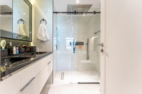 Квартира с 3 спальнями №128232 16