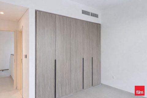3 bedrooms Townhouse in Dubai, UAE No. 149548 3