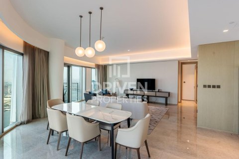 Apartment de 2 dormitorios en Address Harbour Point, UAE No. 191956 6