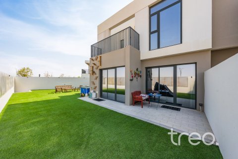 4 bedrooms Townhouse in EMAAR South, UAE No. 200873 24