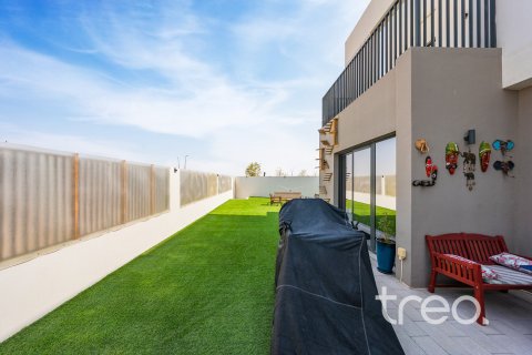 4 bedrooms Townhouse in EMAAR South, UAE No. 200873 7