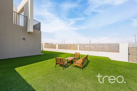 4 bedrooms Townhouse in EMAAR South, UAE No. 200873 5