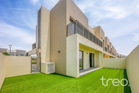 4 bedrooms Townhouse in EMAAR South, UAE No. 200872