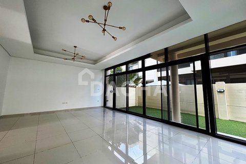 Вилла с 3 спальнями в Trinity, ОАЭ №155680 19