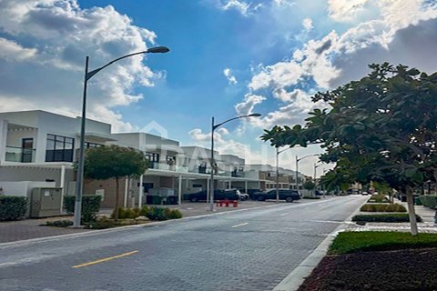 Вилла с 3 спальнями в Trinity, ОАЭ №155680 22