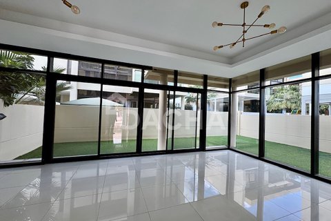 Вилла с 3 спальнями в Trinity, ОАЭ №155680 21