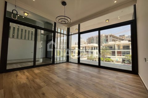 Таунхаус с 4 спальнями в District 12, ОАЭ №155682 14