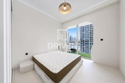 Квартира с 1 спальней в EMAAR Beachfront, ОАЭ №191927 7