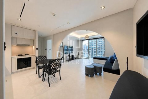 Квартира с 1 спальней в EMAAR Beachfront, ОАЭ №191927