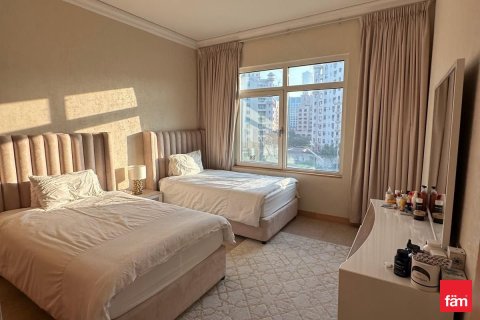 Apartment de 3 dormitorios en Palm Jumeirah, UAE No. 148575 9