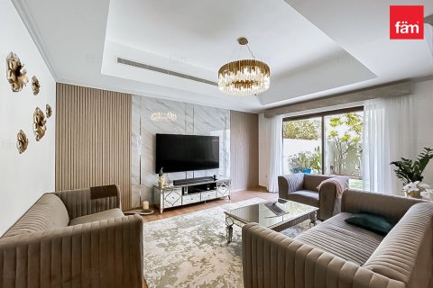 3 bedrooms Villa in Reem, UAE No. 148576 4