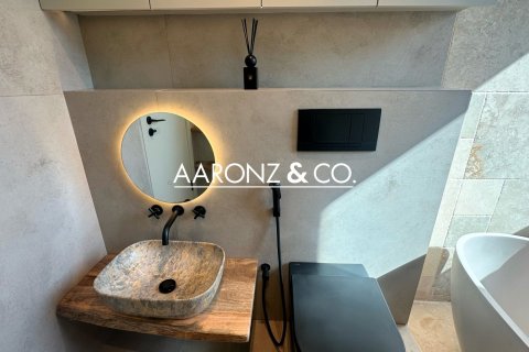 Квартира с 2 спальнями  №132695 21