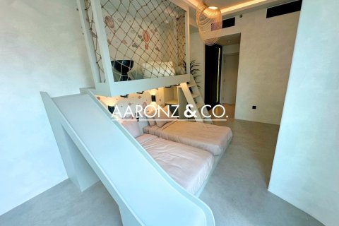 Квартира с 2 спальнями  №132695 13