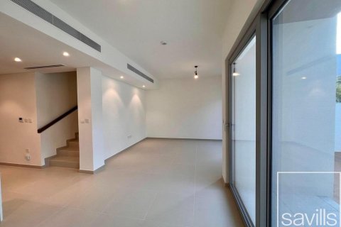 Townhouse de 3 dormitorios  No. 109367 2