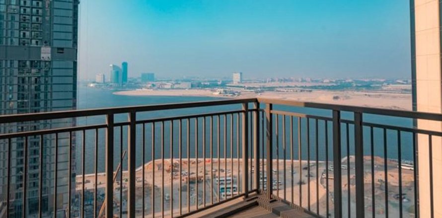 Appartement de 3 chambres à Dubai, UAE No. 163688