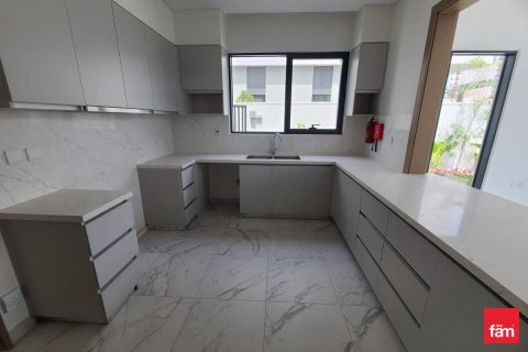 4 غرف نوم فيلا في Al Furjan, الإمارات العربية المتحدة رقم 163684 8