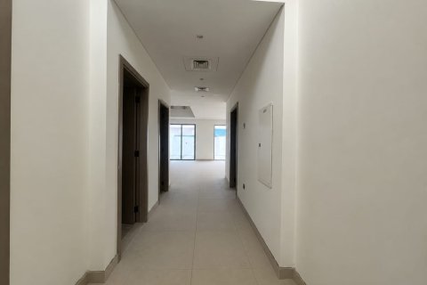 Вилла с 6 спальнями в Damac Lagoons, ОАЭ №166947 3