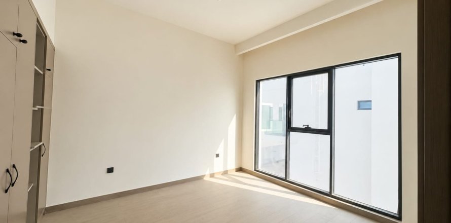 Вилла с 6 спальнями в Damac Lagoons, ОАЭ №166947