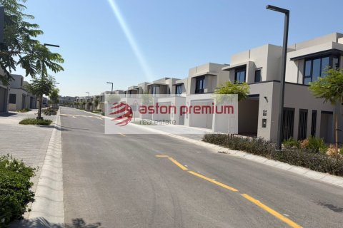 4 bedrooms Townhouse in Jebel Ali, UAE No. 198937 6