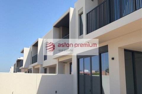 4 bedrooms Townhouse in Jebel Ali, UAE No. 198937 16