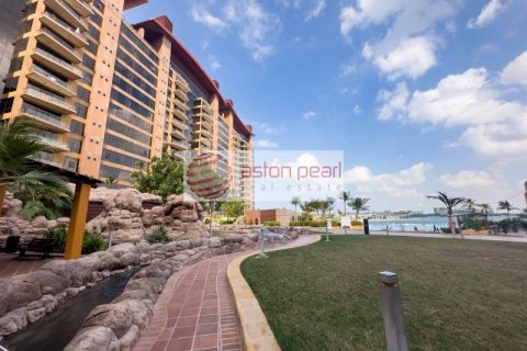 1 bedroom Apartment in Palm Jumeirah, UAE No. 198936 3