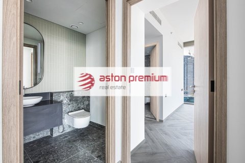 2 bedrooms Apartment in Business Bay, UAE No. 198934 10