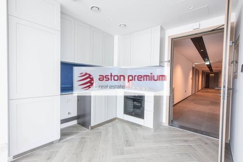 2 bedrooms Apartment in Business Bay, UAE No. 198934 17