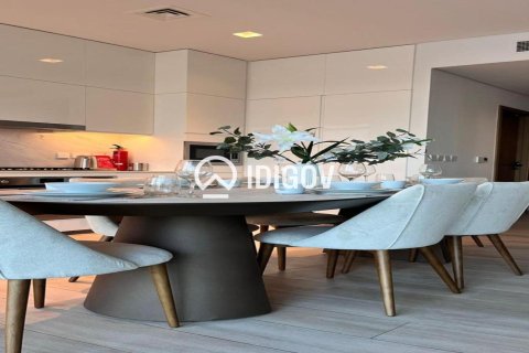Apartment de 3 dormitorios en Palace Residences, UAE No. 185262 8