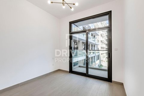 1 bedroom Apartment in Dubai Studio City, UAE No. 201447 4