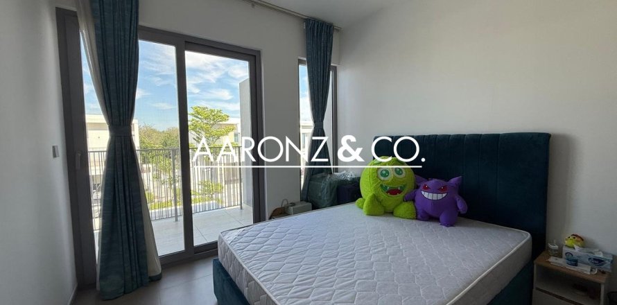 Villa de 3 dormitorios en Tilal Al Ghaf, UAE No. 149939