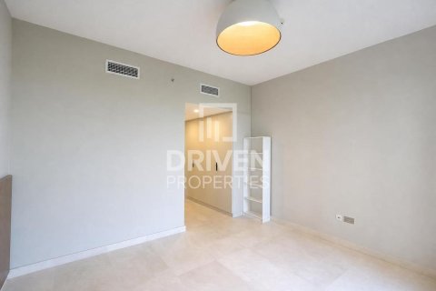 Apartment de 4 dormitorios en Umm Suqeim 3, UAE No. 189615 18