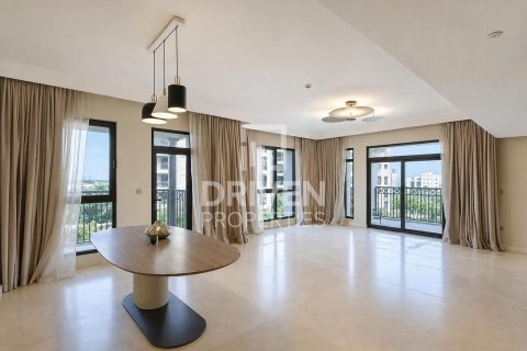 Apartment de 4 dormitorios en Umm Suqeim 3, UAE No. 189615 3