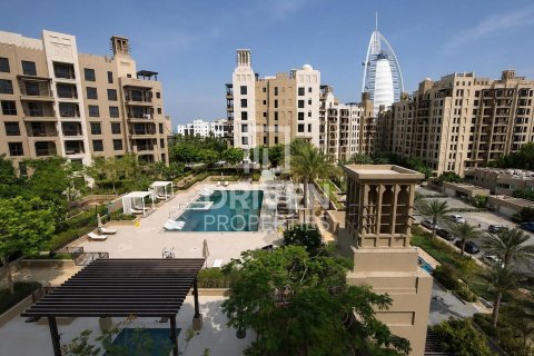 Apartment de 4 dormitorios en Umm Suqeim 3, UAE No. 189615 23