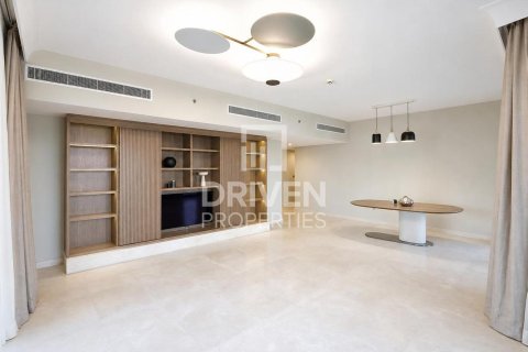 Apartment de 4 dormitorios en Umm Suqeim 3, UAE No. 189615 6