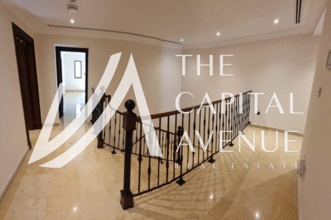 Villa de 4 dormitorios No. 120163 6