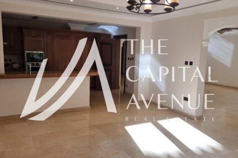 Villa de 4 dormitorios No. 120163 3