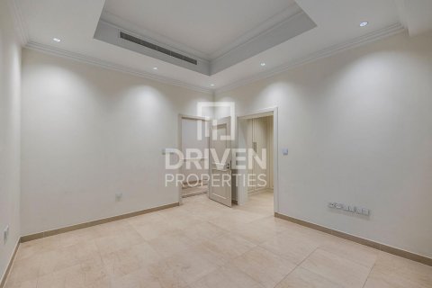 Villa de 4 dormitorios en District One, UAE No. 201329 8
