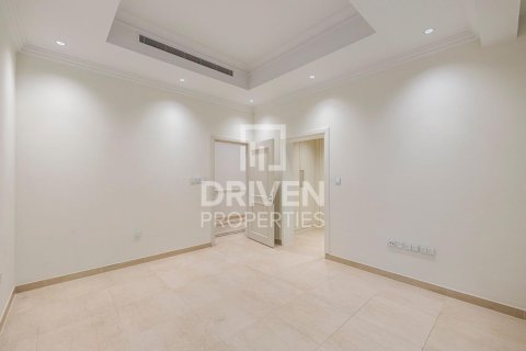 Villa de 4 dormitorios en District One, UAE No. 201329 10