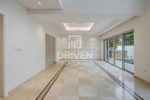 Villa de 4 dormitorios en District One, UAE No. 201329 6
