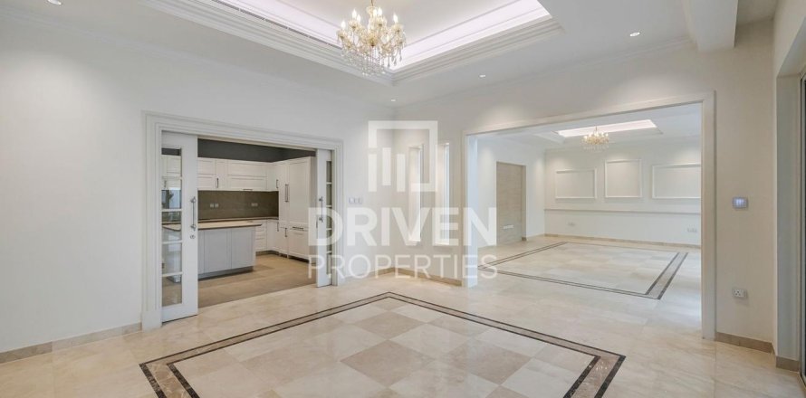 Villa de 4 dormitorios en District One, UAE No. 201329