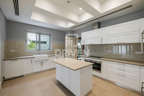 Villa de 4 dormitorios en District One, UAE No. 201329 20