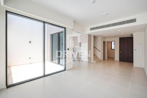 Townhouse de 4 dormitorios en Arabian Ranches 3, UAE No. 191393 3