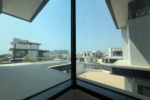 5 bedrooms Villa in Jebel Ali, UAE No. 199739 4