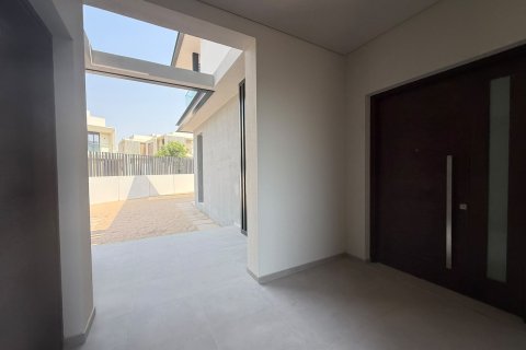 5 bedrooms Villa in Jebel Ali, UAE No. 199739 22