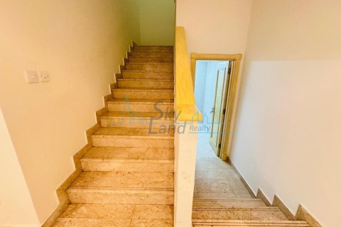 3 غرف نوم فيلا  رقم 125037 13