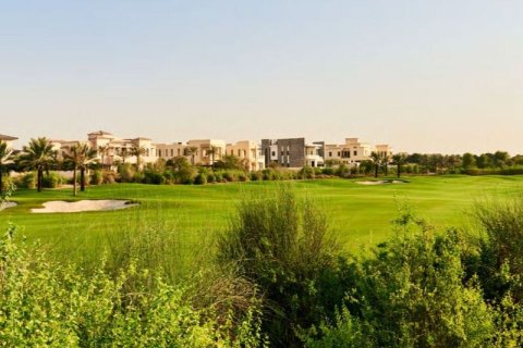 702مربع، قطعة أرض في Emerald Hills, الإمارات العربية المتحدة رقم 150577