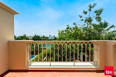 3 bedrooms Villa in Dubai, UAE No. 165321 3