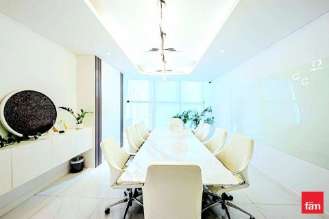 Офис 303.5м² в Бизнес-Бэй, ОАЭ №148630 10