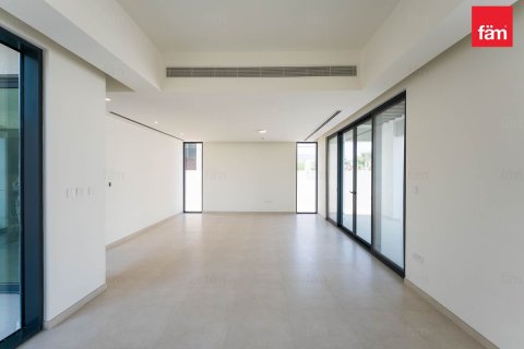 Villa de 4 dormitorios  No. 115917 3